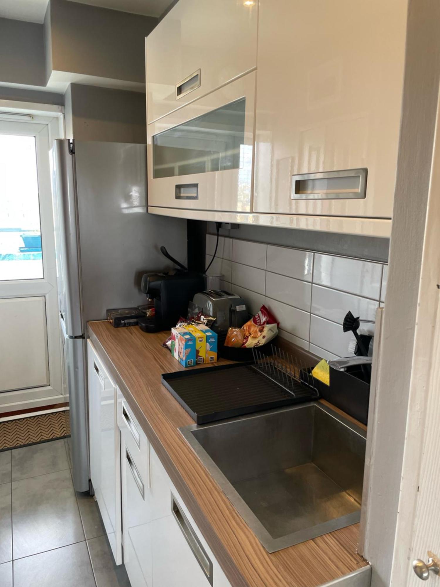 Top Floor 1 Bedroom Apartment With Views Over Лондон Екстериор снимка